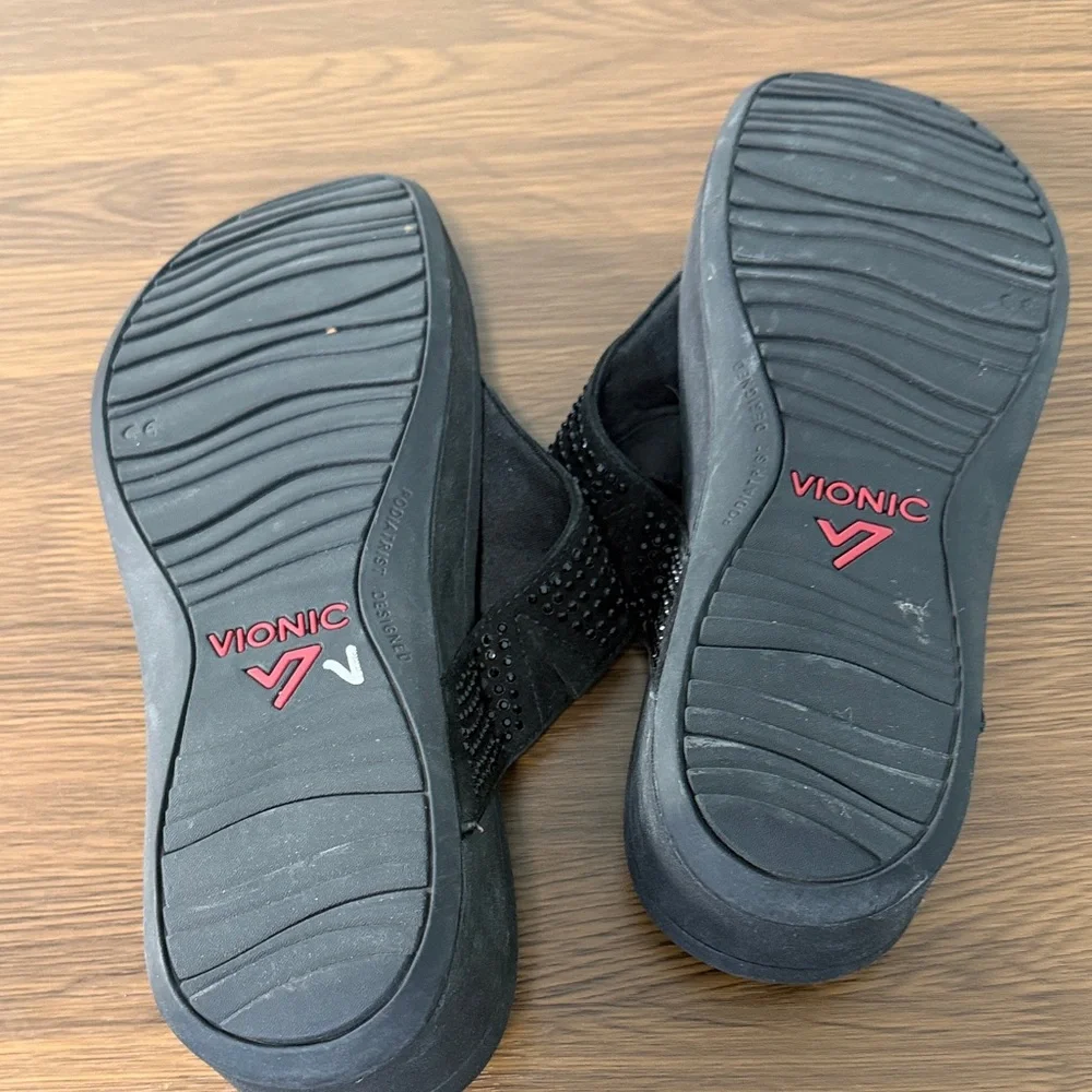 Vionic step out